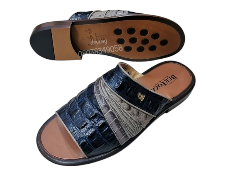 Original Italian Bertozzi Black Pam Slippers